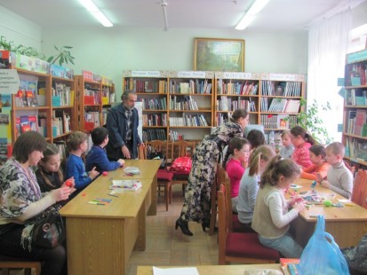 Занятия в воскресной школе Александро-Невского храма Красноармейска, апрель 2015 года