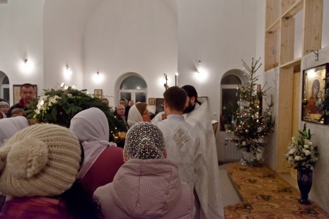 Рождественская Литургия в Александро-Невском храме Красноармейска, 7 января 2015 года