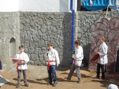 Пасхальный праздник для детей в Александро-Невском храме