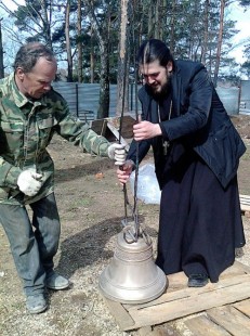 Подъем колоколов Александро-Невского храма Красноармейска, 30 апреля 2013 года