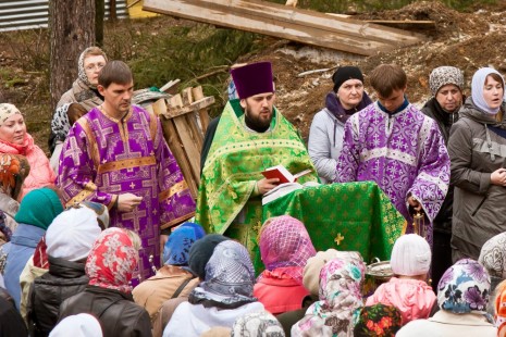 Освящение колоколов в Вербное воскресение Александро-Невский храм Красноармейска, апрель 2013 года